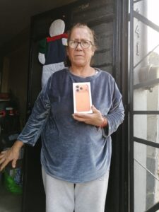 Entrega de iPhone 17 Pro naranja en Guadalajara el 15 de enero de 2026 con ExpertoTelcel.com, bajo renovación personalizada y asesoría directa.